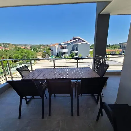Apartment Leks Terra #3 With Private Parking
