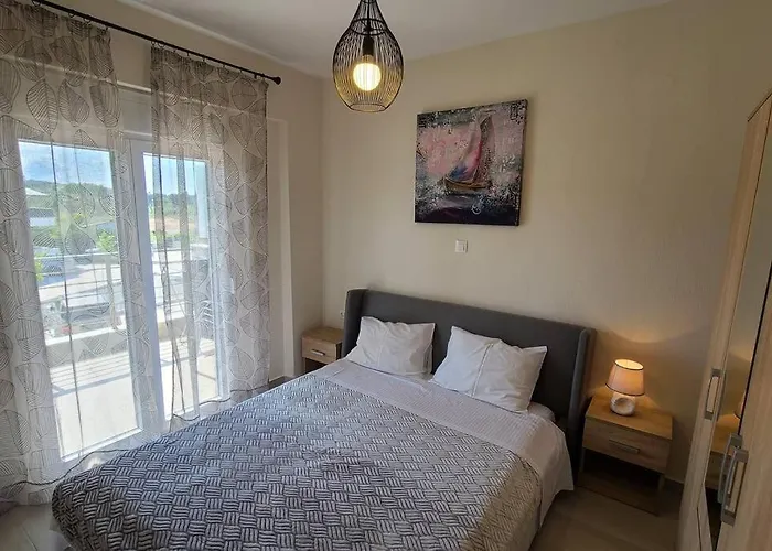 Apartamento Leks Terra #3 With Private Parking *